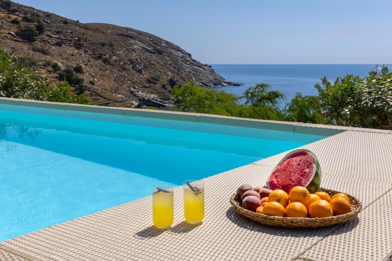 Luxury Villa By The Beach Steniaí Exterior foto