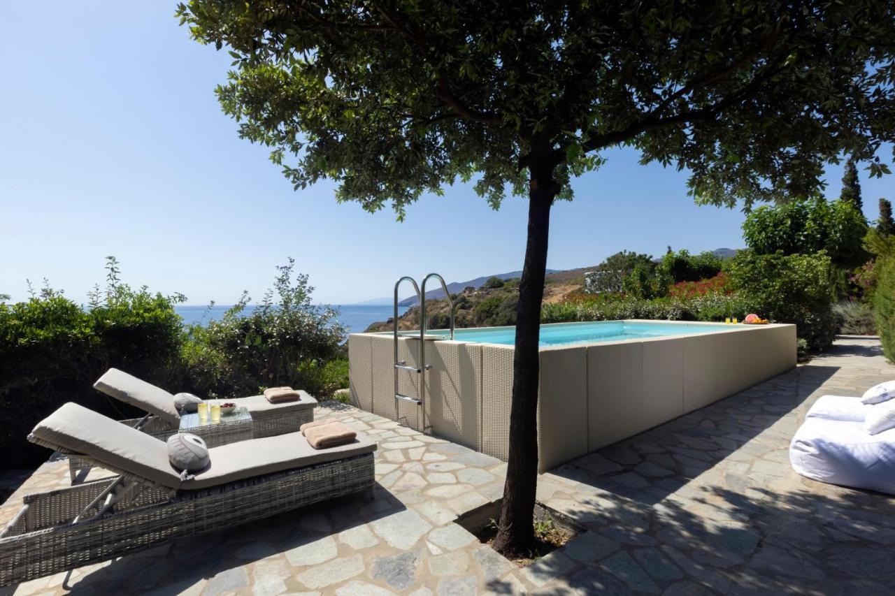Luxury Villa By The Beach Steniaí Exterior foto